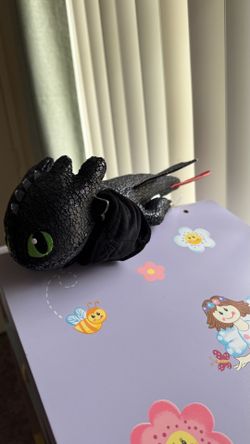 Toothless hug and glide plush