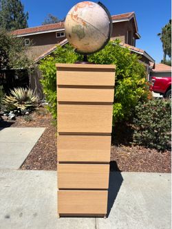 6 Drawer Modern Dresser Chest of Drawers Vanity Furniture Great Condition
