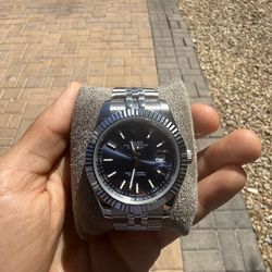 Mens watch