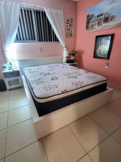 NEW QUEEN PILLOW-TOP MATTRESS AND BOX SPRING - 2PC