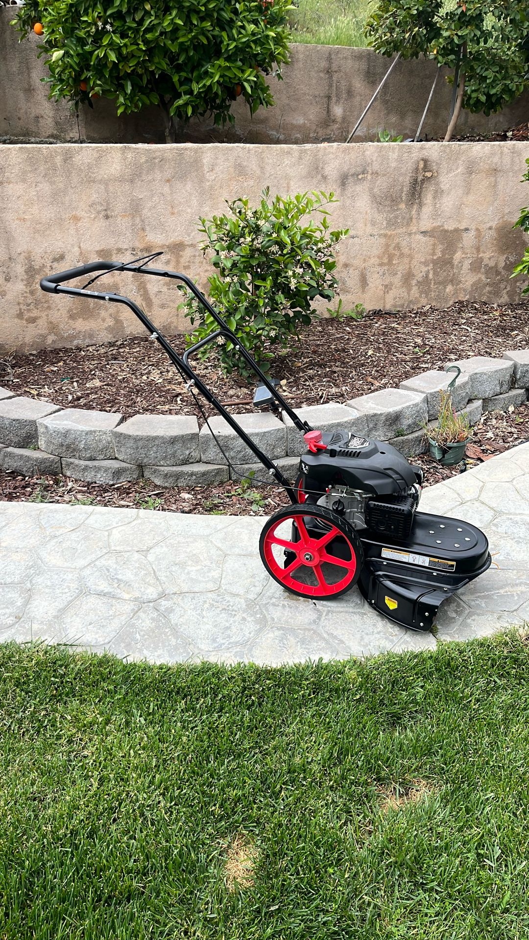 String Trimmer - Needs Plastic Air Filter Cover