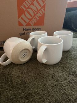 Set of 4 - west elm coffee mugs