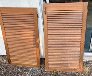 Wood closet doors - Free