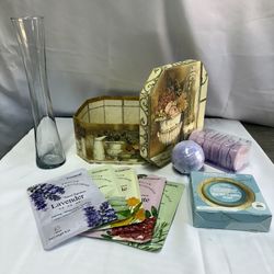 Vintage Kathryn White “Art In Motion” Octagonal Keepsake Box & Spa Gift Set And Bud Vase Mother’s Day 