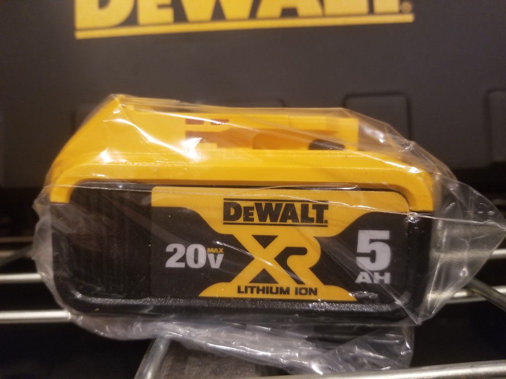 Dewalt 20v 5ah Battery - New