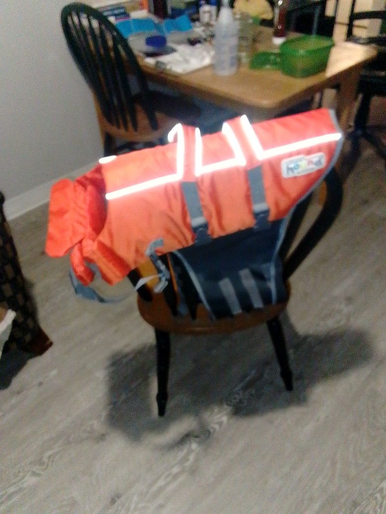 Outward hound Dog Life Jacket Large Sized