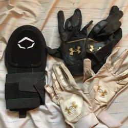 baseball gloves 