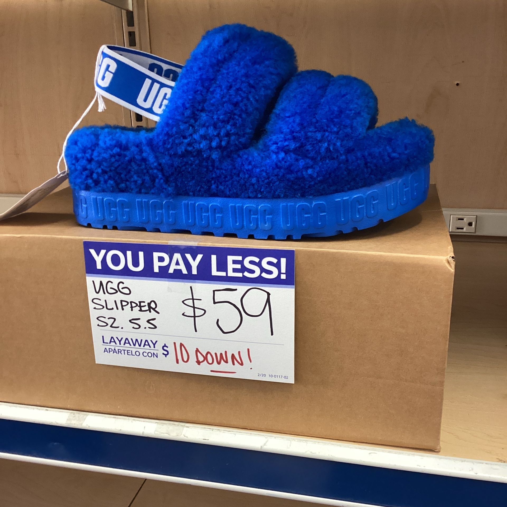 UGG Slipper Size 5.5y