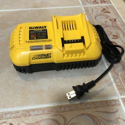 Dewalt 20 Volt Fast Charger 