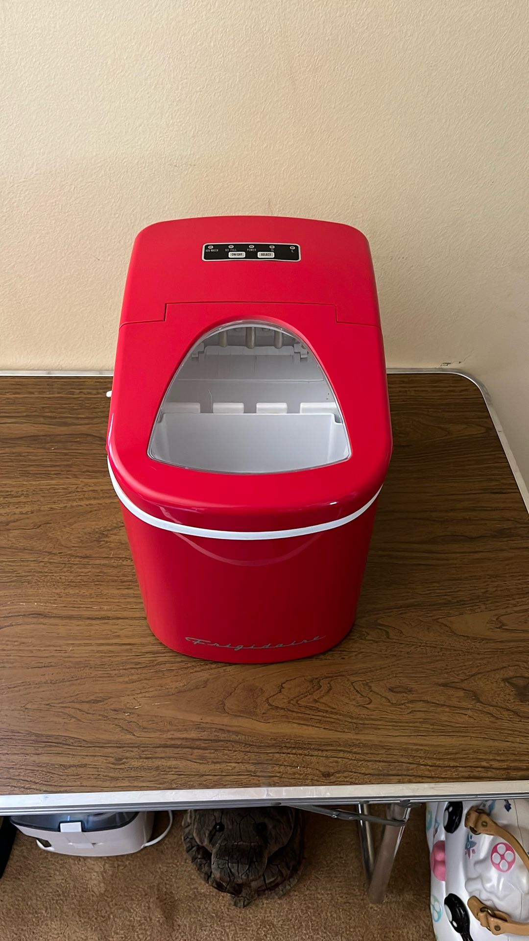 Frigidaire Countertop Ice Maker 