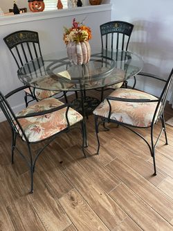 Dining Table And Chairs Glass Top 