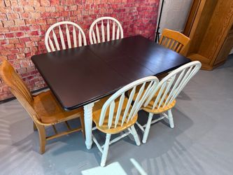 Dining Table & 6 Chairs - Free Delivery