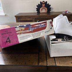 Girls Ice Skates, Size 4, New Condition