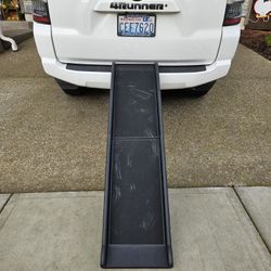 Portable Barely Used Dog Ramp