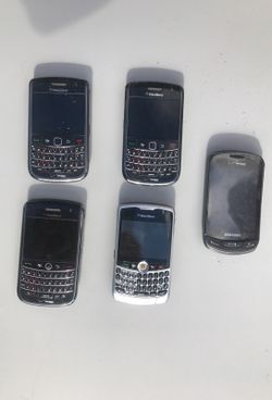 4 Verion Blackberries 1 Samsung Verizon