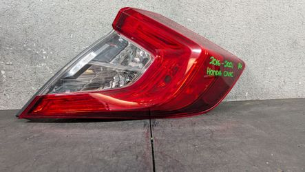 2016-2017-2018-2019-2020-2021 HONDA CIVIC RIGHT TAIL LIGHT OEM USED #11358