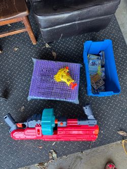 X-Shot Toy Blaster with Extras