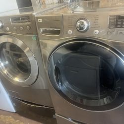 LG Set Washer And Dryer Front Load Stainless Steel