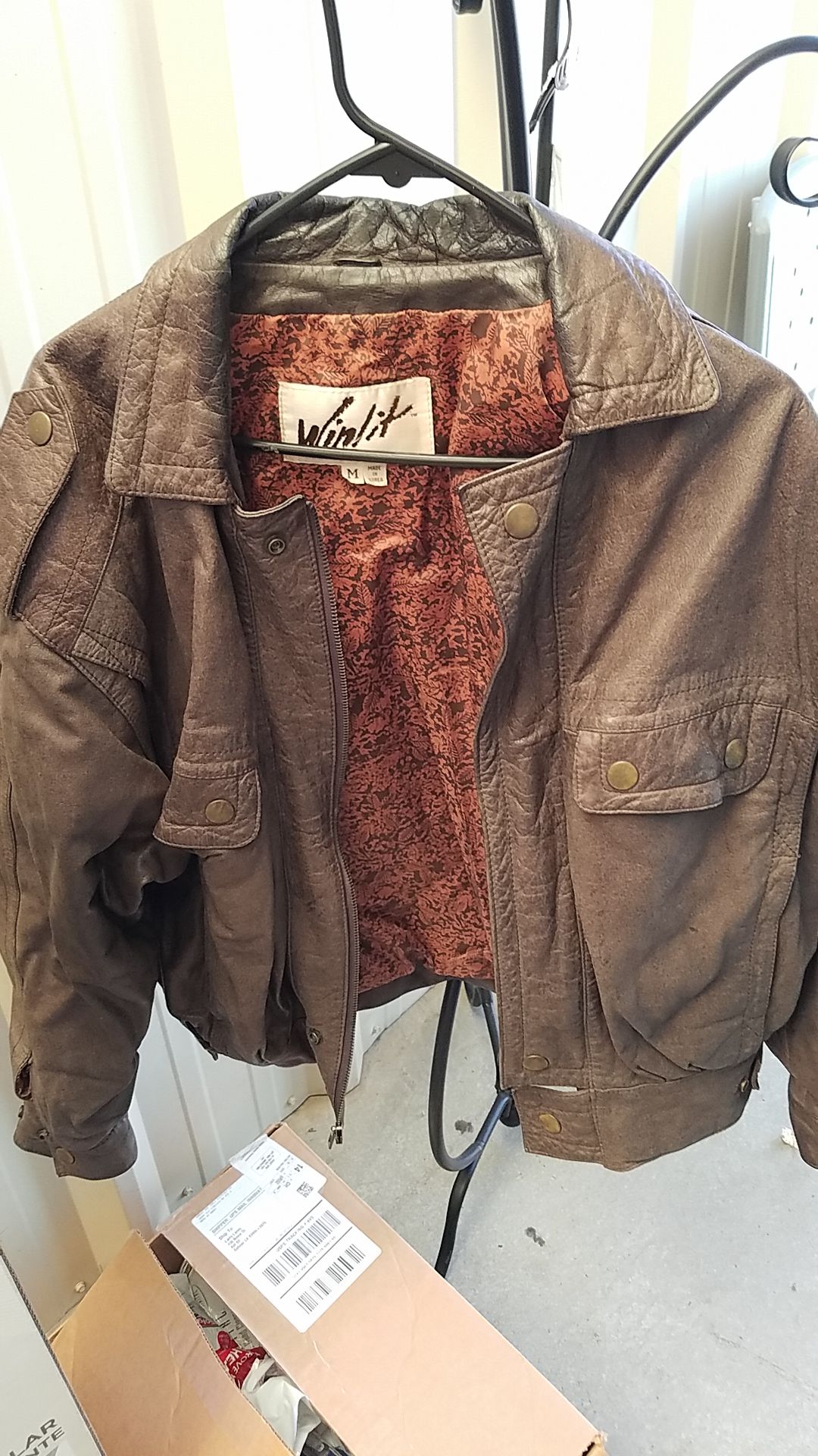 Leather jacket Winlet (MEDIUM-SIZED)
