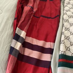 scarf 15 like new 
