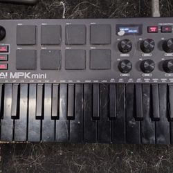 AKAI  Professional Beats Maker,Mp3