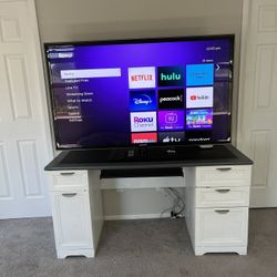 Desk/Tv Stand