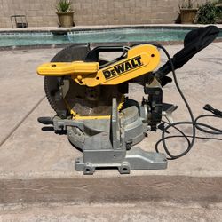 Dewalt Saw