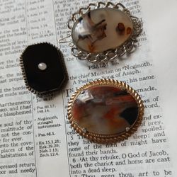Lot  Of 3 Authentic Vintage Brooches 