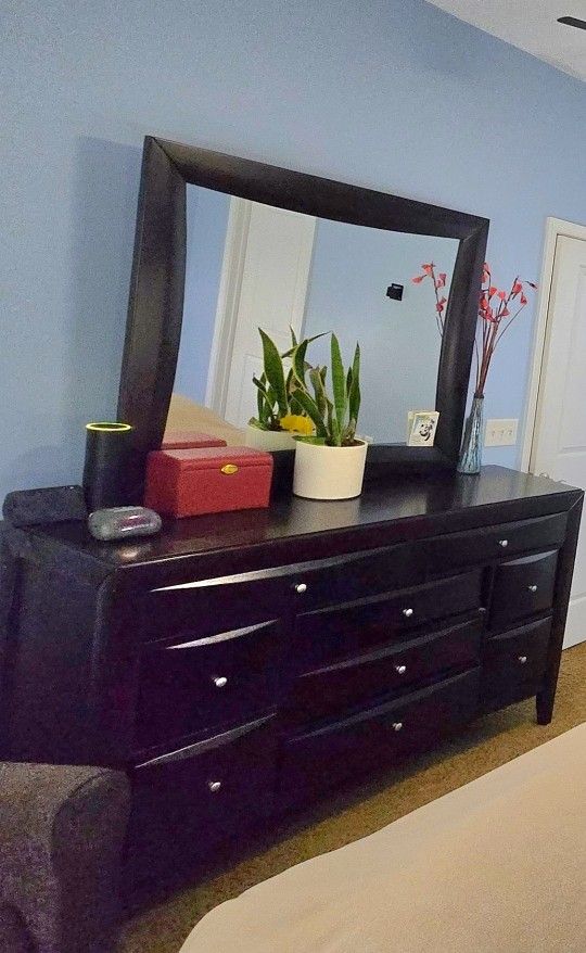 Bedroom Dresser with Mirror + 2 Nightstands