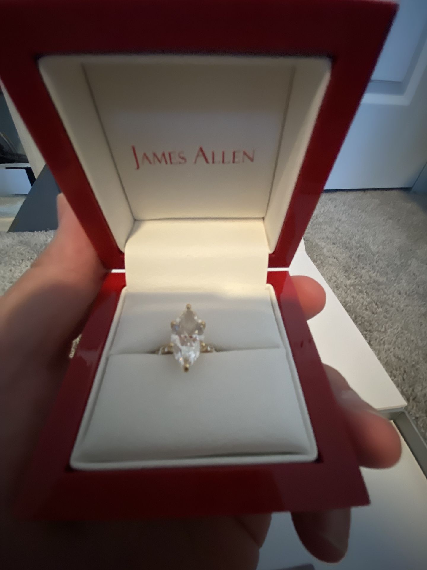 18k Yellow Gold 2.93 CRT G Vs2 Marquise Lab Diamond OBO