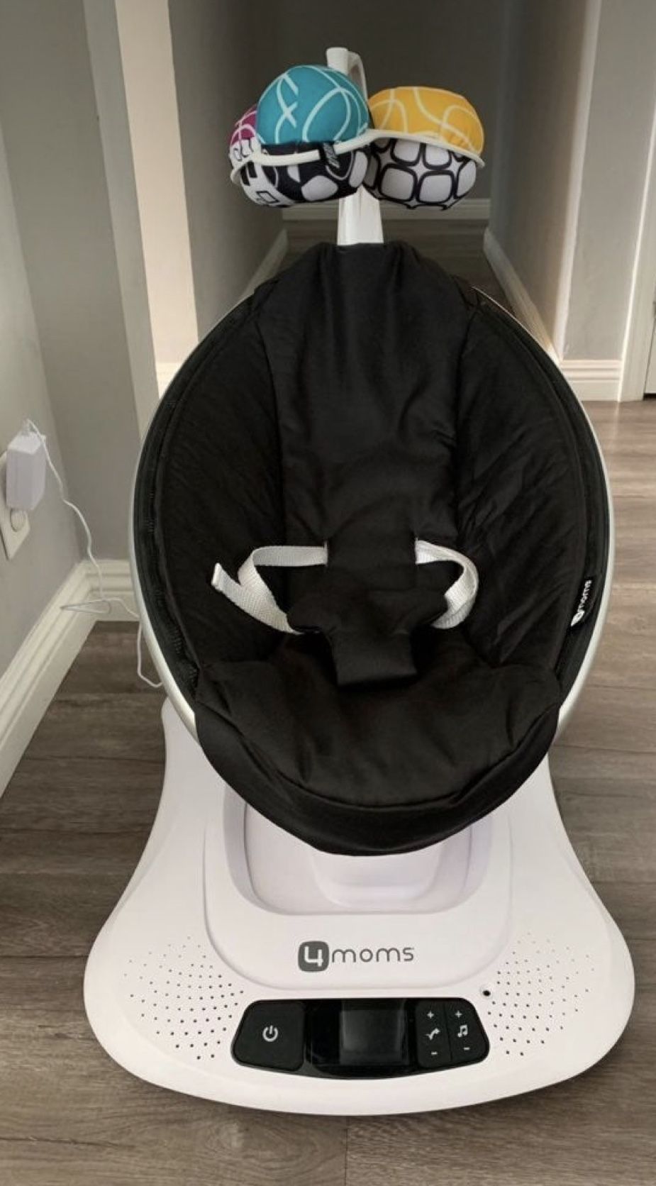 4 Moms Roo Swing