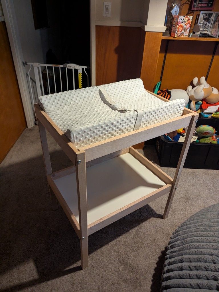 Ikea Changing Table with Changing Pad