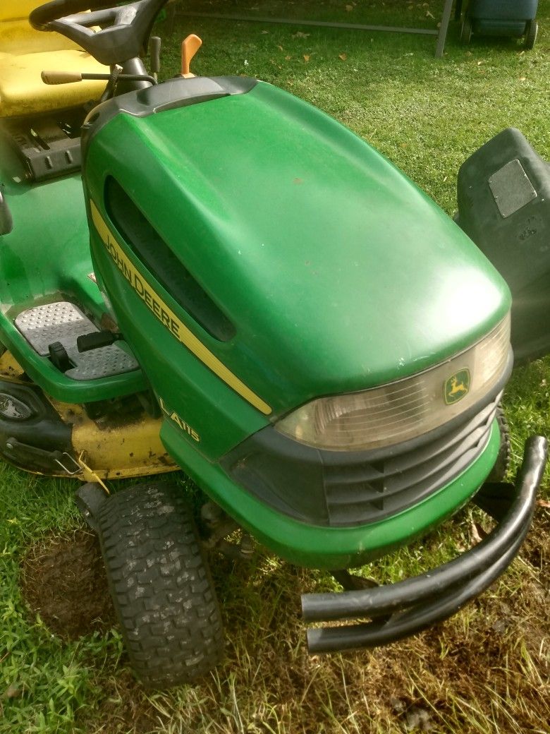 John Deere Hood