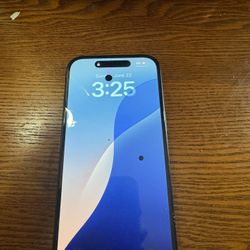 iPhone 15 - T-Mobile 
