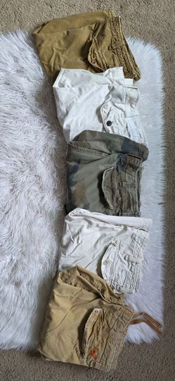 5 pairs of American Eagle Outfitters cargo shorts size 38