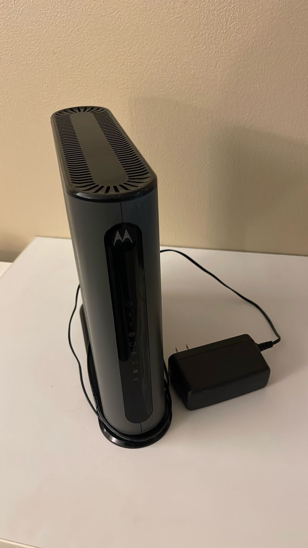 Motorola Combination Modem/WiFi Router