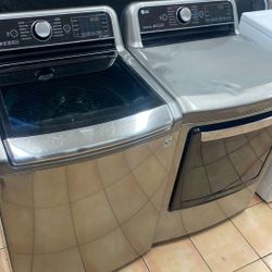 WASHER AND ELECTRIC DRYER 220V 