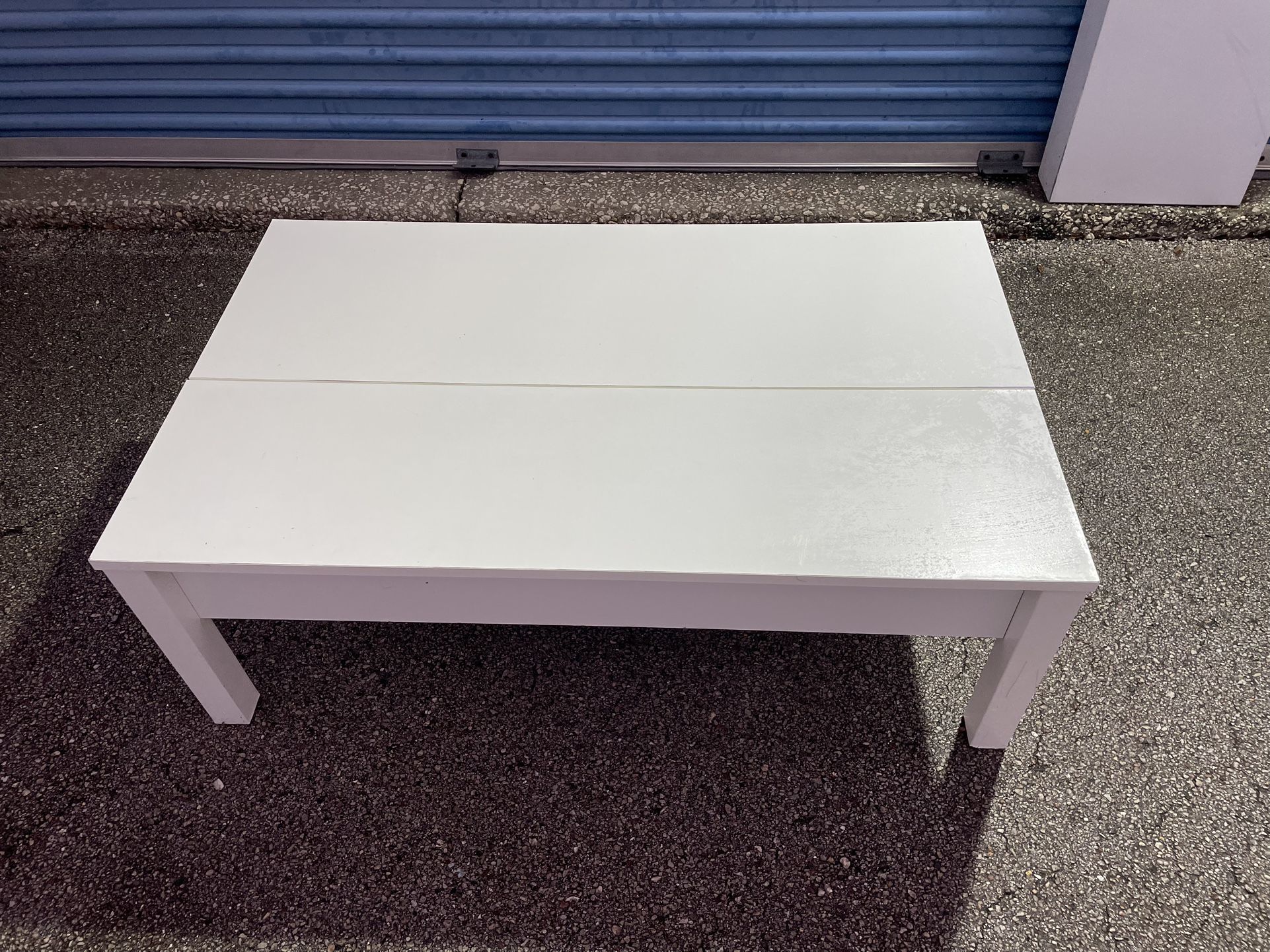 IKEA Trulstorp Coffee Table -( size: 45.1/2”x 28”x 16” in high )- Used