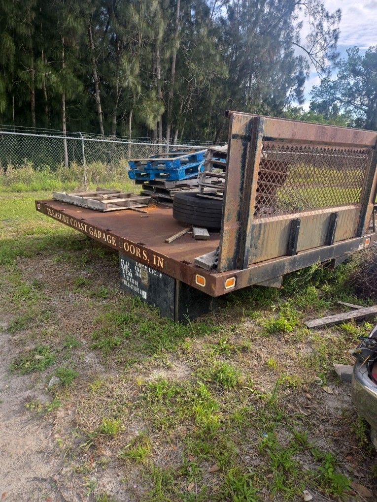 Flat Bed For Dully
