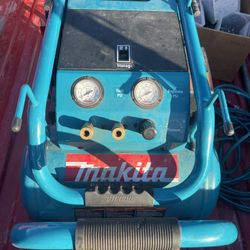 Makita Compressor