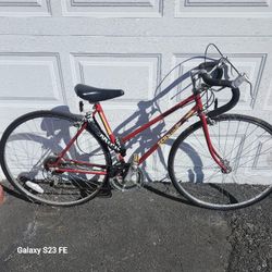 Schwinn Vintage 26" Bick Like New