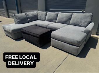 FREE DELIVERY || Broyhill 2Pc Dual Chaise Sectional W/ Storage Ottoman