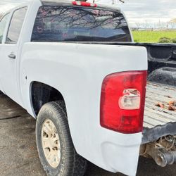 2011 PARTS TRUCK Silverado 