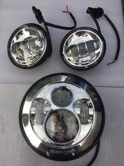 Headlight and passing lights for motorcycle