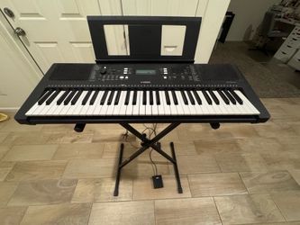 Yamaha PSR-E373 EPS 61-Key Educational Keyboard