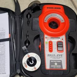Black&Decker Laser Level, Stud Finder AC wire Sensor