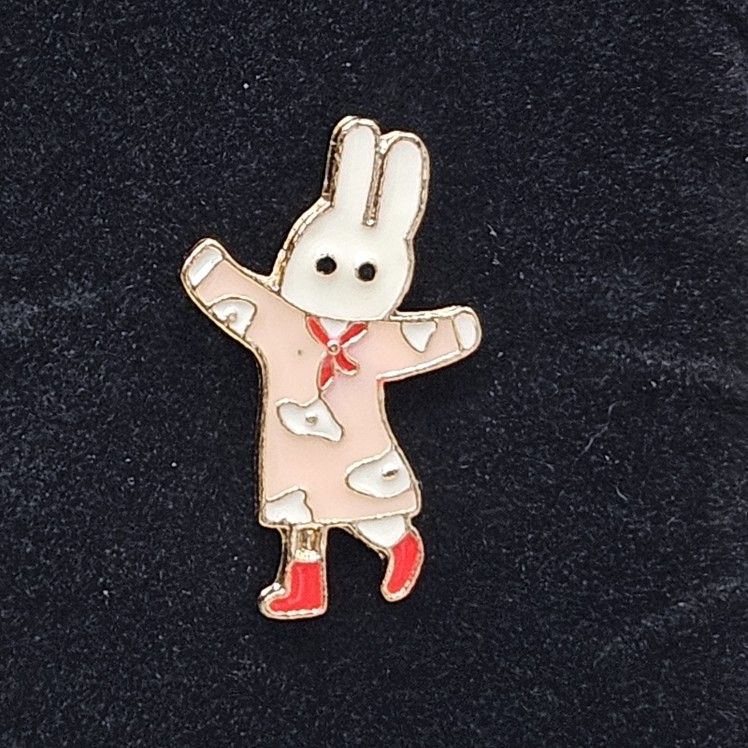 Kawaii Bunny rabbit 🐇 Dress enamel white pink Backpack Sweet Animal Rabbit Hat Papal Pin approximate 1 1/4"