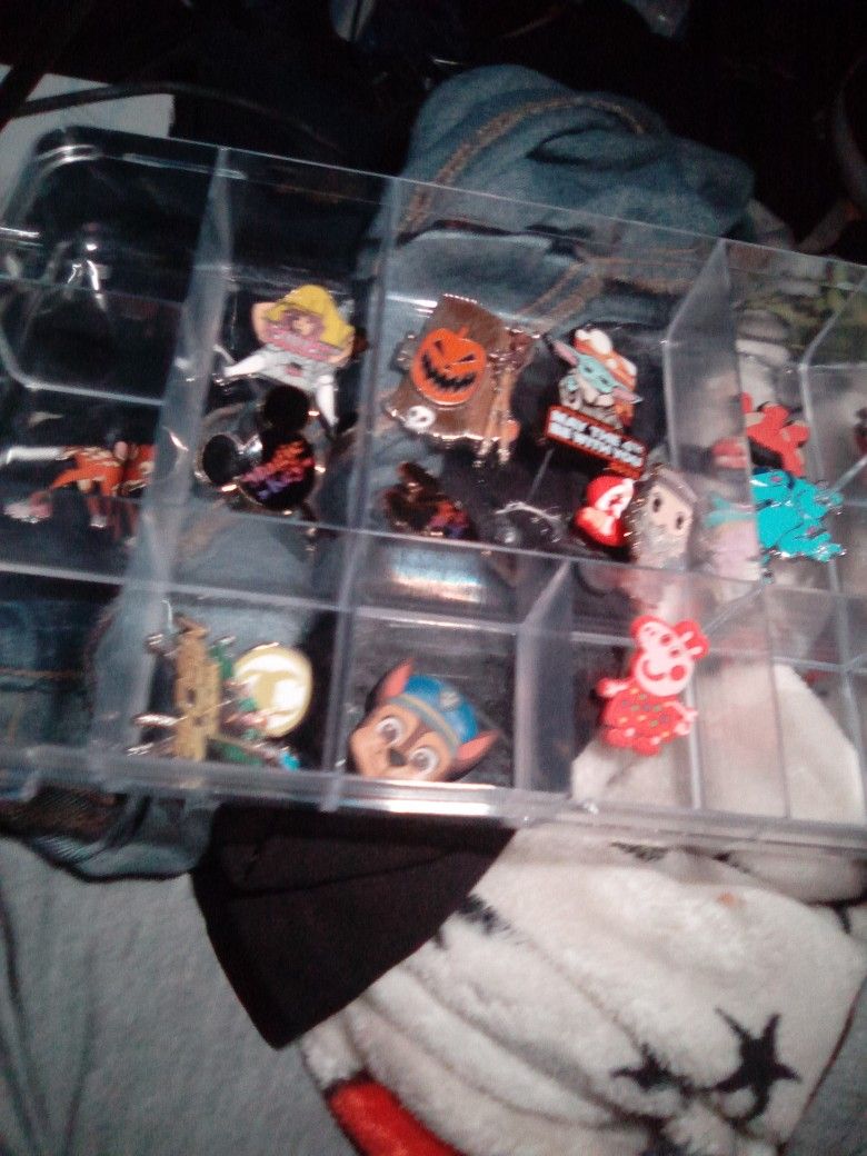 Collectors Disney Pins