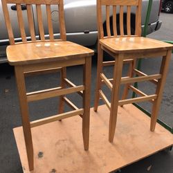 Nice Bar Stools 20 Each