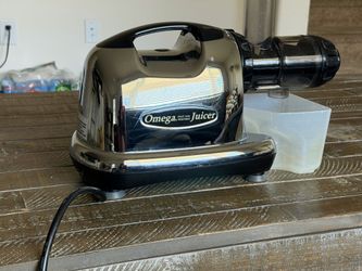 Omega Juicer